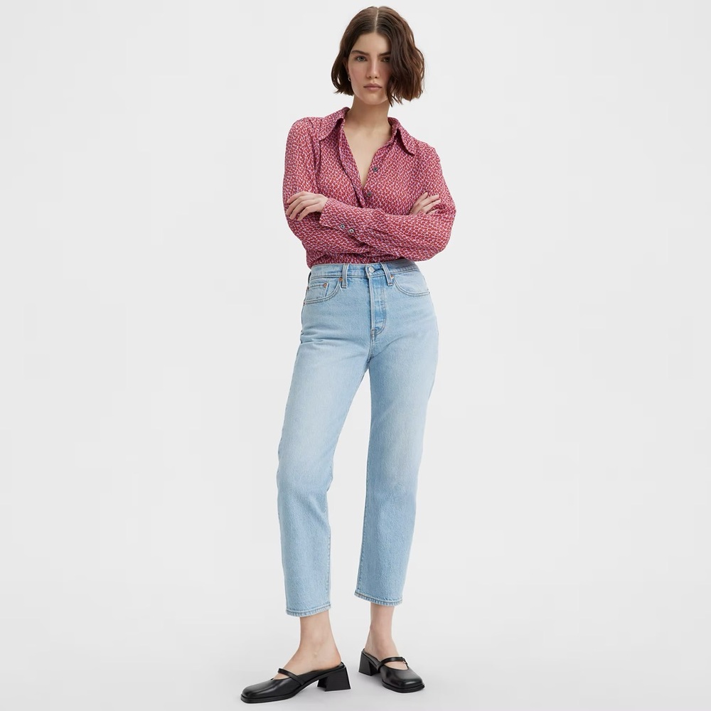 LEVIS wedge straight jeans size 28